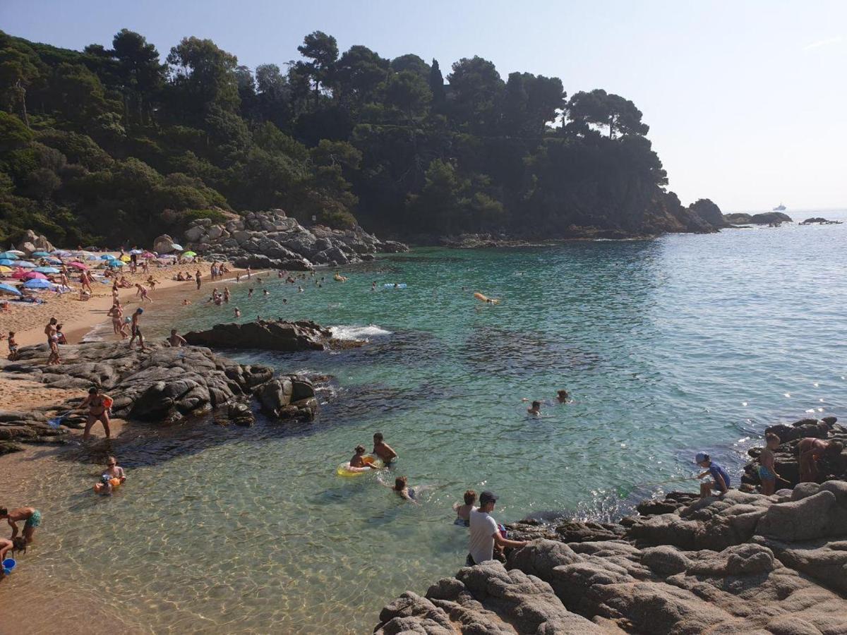 Appartamento Apartamento Acogedor A 3 Minutos De La Playa Blanes Esterno foto